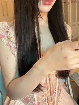 Dior baby online show from April 2026 03:18:02 AM