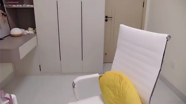 Snapshot of seoYuki chatting on October 2025 09:13:02 AM seoYuki online show from October 2025 09:13:02 AM