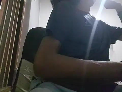 Snapshot of Ashy2001 chatting on September 2025 01:57:02 PM Ashy2001 online show from September 2025 01:57:02 PM