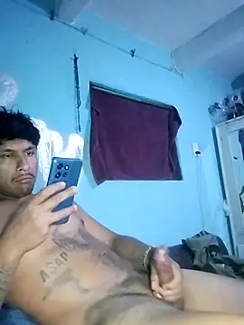 Snapshot of negromaussm chatting on October 2025 01:06:01 AM negromaussm online show from October 2025 01:06:01 AM