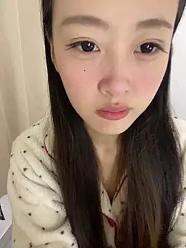 MengMeng0515 online show from May 2026 11:04:01 AM