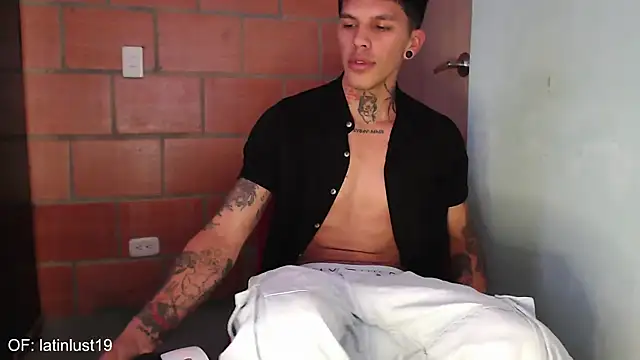 Savajelust online show from February 2026 05:12:02 PM