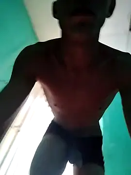 Brayanellatino online show from March 2026 01:40:02 PM