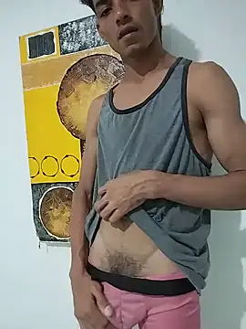 Brayanellatino online show from June 2026 10:52:01 PM