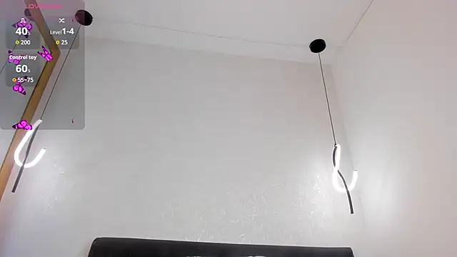 Ariian18 online show from September 2025 08:00:02 PM