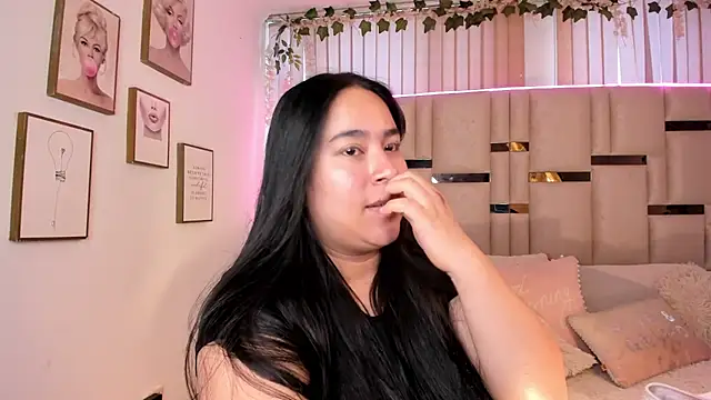 Zoey thompson online show from March 2026 09:20:01 PM