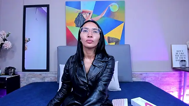 Snapshot of lucyy_liiuu chatting on September 2025 01:00:02 PM lucyy liiuu online show from September 2025 01:00:02 PM