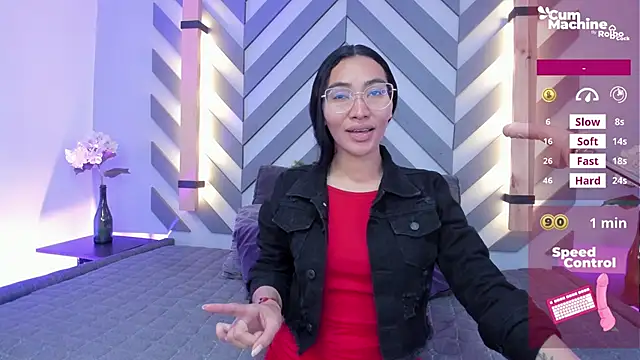 Snapshot of lucyy_liiuu chatting on October 2025 01:08:02 PM lucyy liiuu online show from October 2025 01:08:02 PM