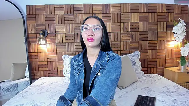 Snapshot of lucyy_liiuu chatting on October 2025 08:05:01 PM lucyy liiuu online show from October 2025 08:05:01 PM