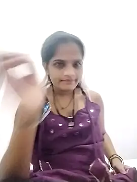 Snapshot of Sofia_kuuu chatting on November 2025 06:45:01 AM Sofia kuuu online show from November 2025 06:45:01 AM