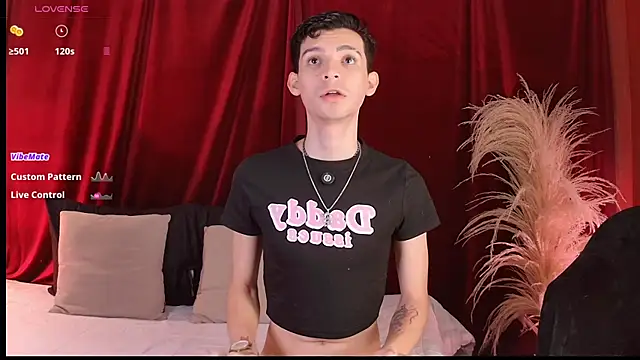 Snapshot of VicenteFerrer chatting on June 2026 02:10:02 PM VicenteFerrer online show from June 2026 02:10:02 PM