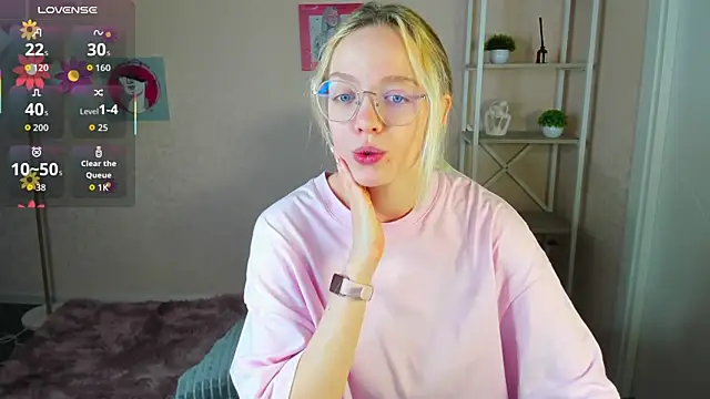 Snapshot of R0cket_bunny chatting on September 2025 12:00:02 AM R0cket bunny online show from September 2025 12:00:02 AM