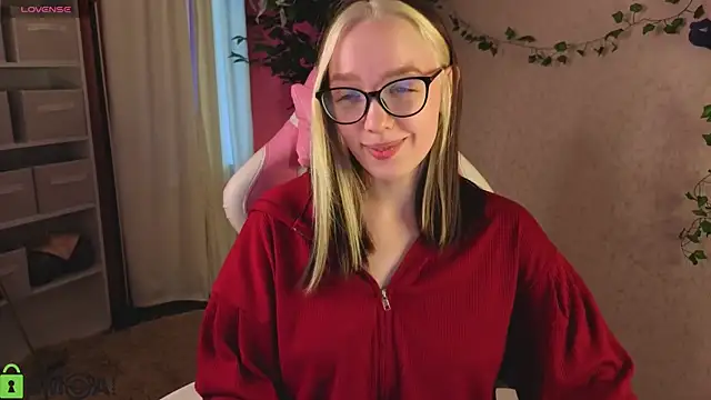 Snapshot of R0cket_bunny chatting on April 2026 09:09:01 AM R0cket bunny online show from April 2026 09:09:01 AM