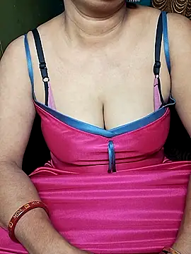 Mon-Shot9 online show from October 2025 08:39:02 PM