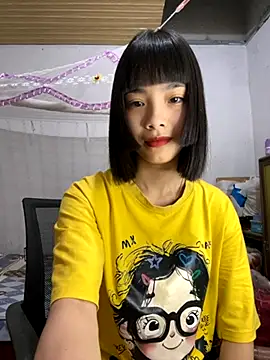 Snapshot of andymi1 chatting on September 2025 03:31:01 AM andymi1 online show from September 2025 03:31:01 AM