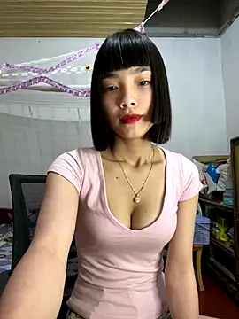 Snapshot of andymi1 chatting on October 2025 02:41:02 AM andymi1 online show from October 2025 02:41:02 AM