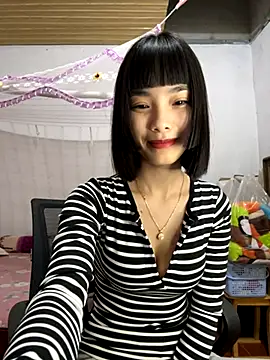 Snapshot of andymi1 chatting on October 2025 03:02:01 PM andymi1 online show from October 2025 03:02:01 PM