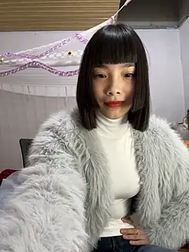 Snapshot of andymi1 chatting on October 2025 01:47:02 PM andymi1 online show from October 2025 01:47:02 PM