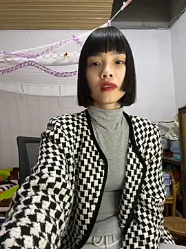 Snapshot of andymi1 chatting on November 2025 08:06:01 AM andymi1 online show from November 2025 08:06:01 AM