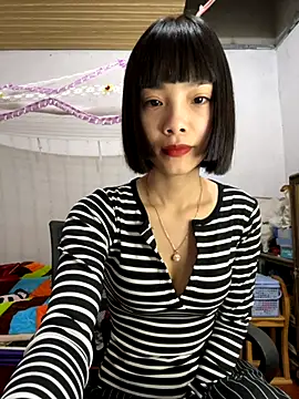 Snapshot of andymi1 chatting on November 2025 01:05:02 AM andymi1 online show from November 2025 01:05:02 AM