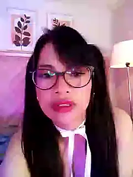 anyjones  online show from November 2025 02:05:01 PM