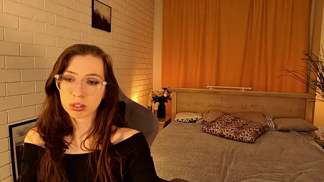 Snapshot of CareyJonas chatting on March 2026 05:30:01 PM CareyJonas online show from March 2026 05:30:01 PM