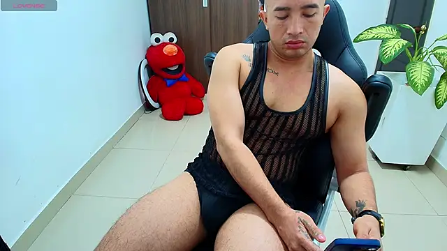 Snapshot of sebastian_oconnor77 chatting on September 2025 12:50:02 PM sebastian oconnor77 online show from September 2025 12:50:02 PM