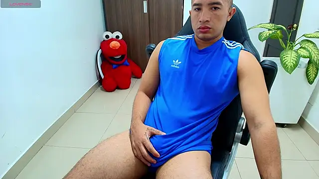 Snapshot of sebastian_oconnor77 chatting on September 2025 12:43:02 PM sebastian oconnor77 online show from September 2025 12:43:02 PM