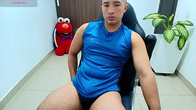 Snapshot of sebastian_oconnor77 chatting on October 2025 12:37:01 PM sebastian oconnor77 online show from October 2025 12:37:01 PM