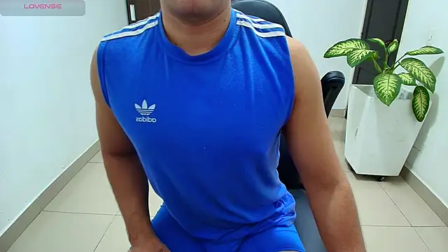 Snapshot of sebastian_oconnor77 chatting on October 2025 12:37:02 PM sebastian oconnor77 online show from October 2025 12:37:02 PM