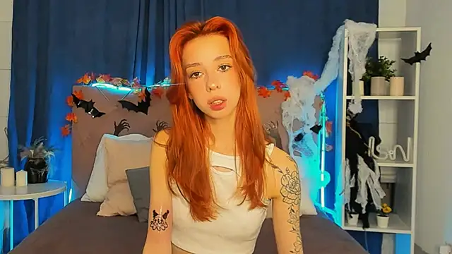 Lori Williams online show from November 2025 01:05:02 AM