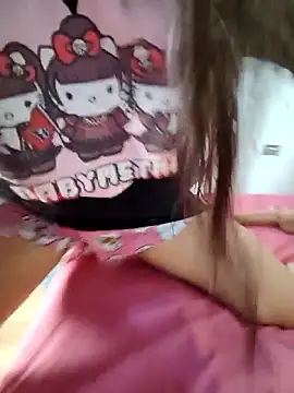 Snapshot of airamoon chatting on January 2026 02:27:01 AM airamoon online show from January 2026 02:27:01 AM