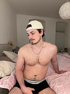 xlucax online show from January 2026 08:33:01 PM