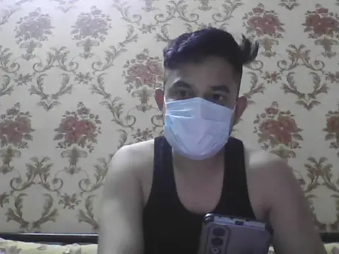 Snapshot of NIVAN_7251 chatting on September 2025 06:52:01 PM NIVAN 7251 online show from September 2025 06:52:01 PM