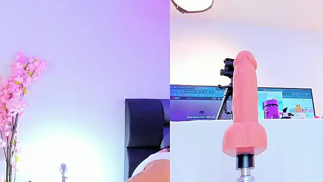 maily zanss online show from February 2026 08:07:02 PM