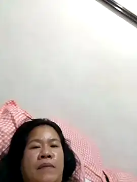 Snapshot of AsianbouncieGIRL chatting on May 2026 11:56:01 PM AsianbouncieGIRL online show from May 2026 11:56:01 PM