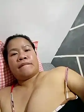 Snapshot of AsianbouncieGIRL chatting on May 2026 12:17:02 AM AsianbouncieGIRL online show from May 2026 12:17:02 AM