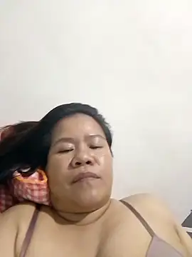 Snapshot of AsianbouncieGIRL chatting on June 2026 12:06:01 AM AsianbouncieGIRL online show from June 2026 12:06:01 AM