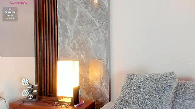 Snapshot of Emma_hunter_ chatting on October 2025 04:02:02 AM Emma hunter online show from October 2025 04:02:02 AM