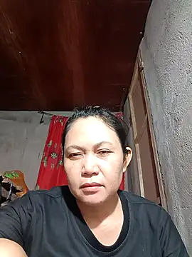 Everleigh mom online show from November 2025 09:44:02 AM