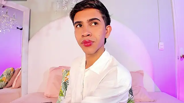 Snapshot of JoshuaSanzz chatting on November 2025 03:39:02 AM JoshuaSanzz online show from November 2025 03:39:02 AM