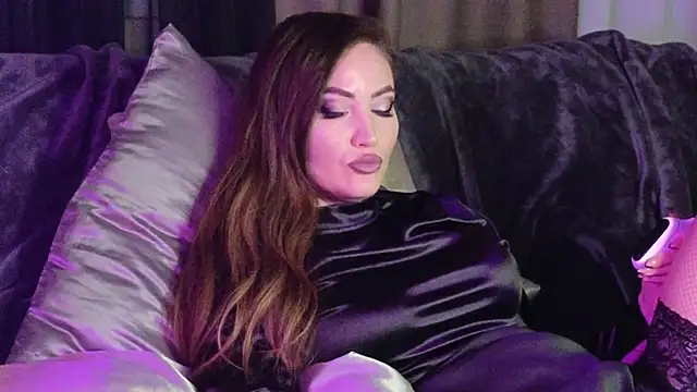 Snapshot of AliceJameson chatting on January 2025 05:47:02 PM AliceJameson online show from January 2025 05:47:02 PM