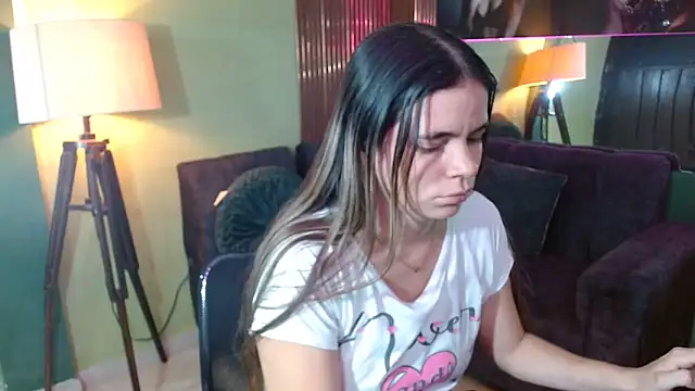 maira tf online show from December 2025 03:59:02 AM