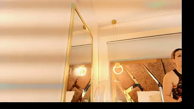 zarah andrew   online show from November 2025 12:05:02 PM