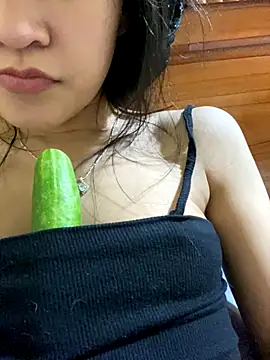 Snapshot of Sayhi_xo chatting on November 2025 09:56:02 AM Sayhi xo online show from November 2025 09:56:02 AM