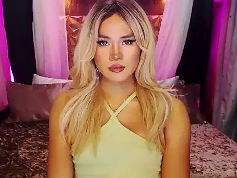 Snapshot of YllanaAltheaXxX chatting on October 2025 06:11:02 AM YllanaAltheaXxX online show from October 2025 06:11:02 AM