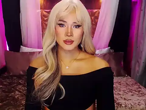 Snapshot of YllanaAltheaXxX chatting on October 2025 03:51:02 AM YllanaAltheaXxX online show from October 2025 03:51:02 AM