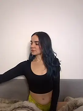 Snapshot of RosieCheexxxxxx chatting on November 2025 04:33:02 AM RosieCheexxxxxx online show from November 2025 04:33:02 AM