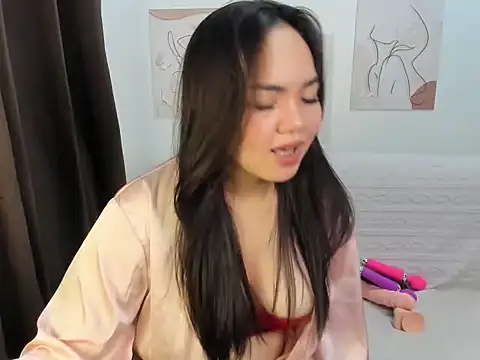 expnsivecandy online show from November 2025 03:22:01 PM