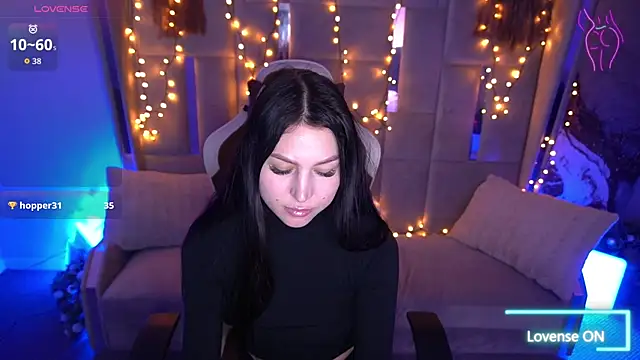 EliseVelour online show from February 2026 02:12:02 PM